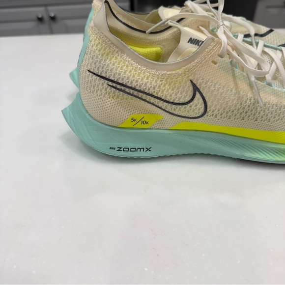 Nike ZoomX Streakfly Coconut Milk Volt Running Shoes DX3415 100 Men’s Sz 9 NEW - Picture 4 of 14
